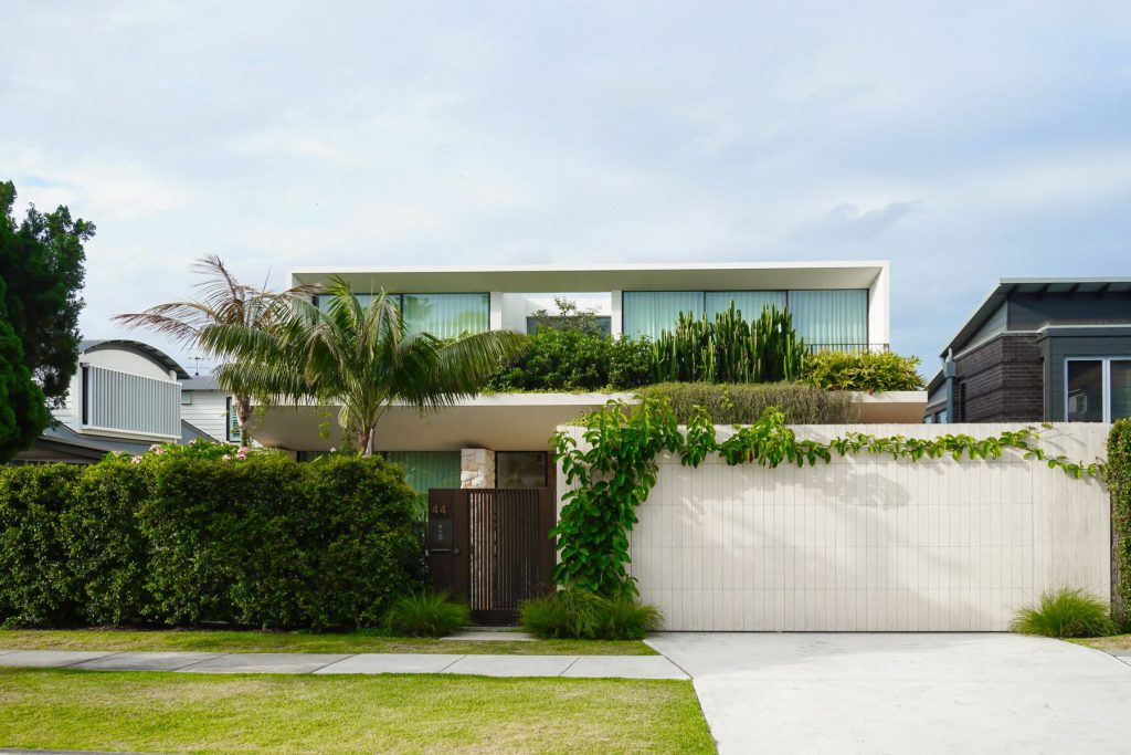 Modern Gate Estate