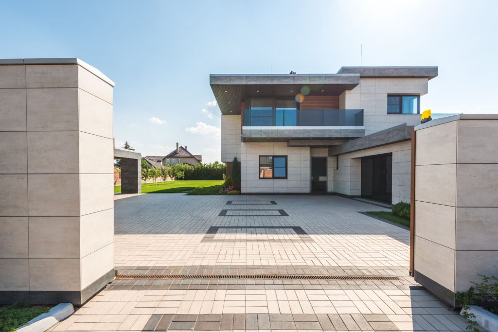 Modern Gate Estate